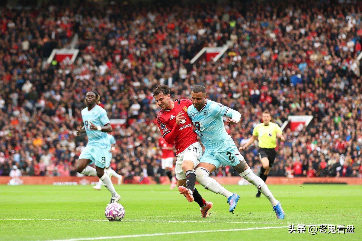 官方网站-曼联门将多次救险，当选全场最佳球员，电脑问题业务增加.-官方网站